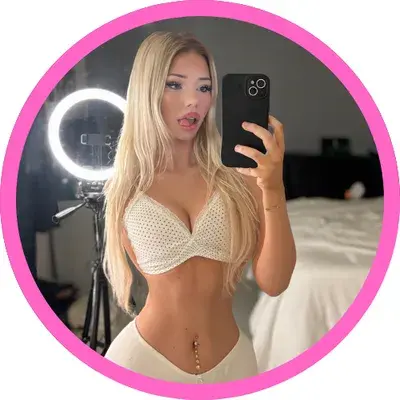 Brielle | FRESH 18 YR OLD BLONDIE🤍🐰 profile