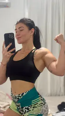 Amber Lushh 💚 profile