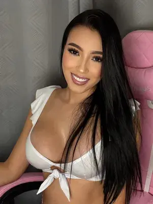 Ariana V 💋🇨🇴 profile